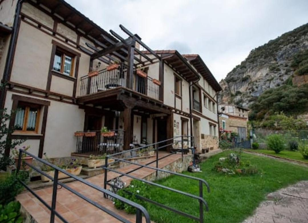 Casa rural la poza de la torca I y II Tobera Zewnętrze zdjęcie